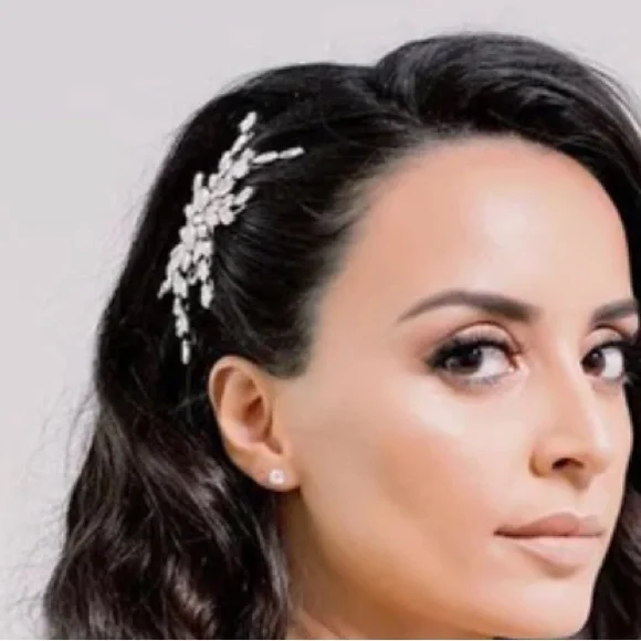 Brides & Hairpins NWT ISADORA CLIP